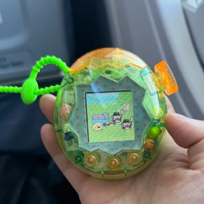 New Edition Tamagotchi Paradis - Bandai Model Tamagotchi review and price